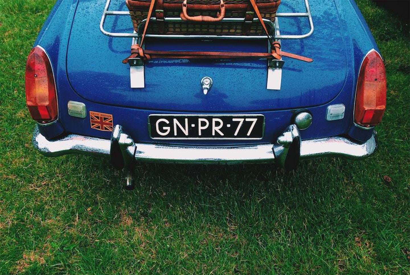 Vintage Men’s Hair Products: A Heritage Hair How-To