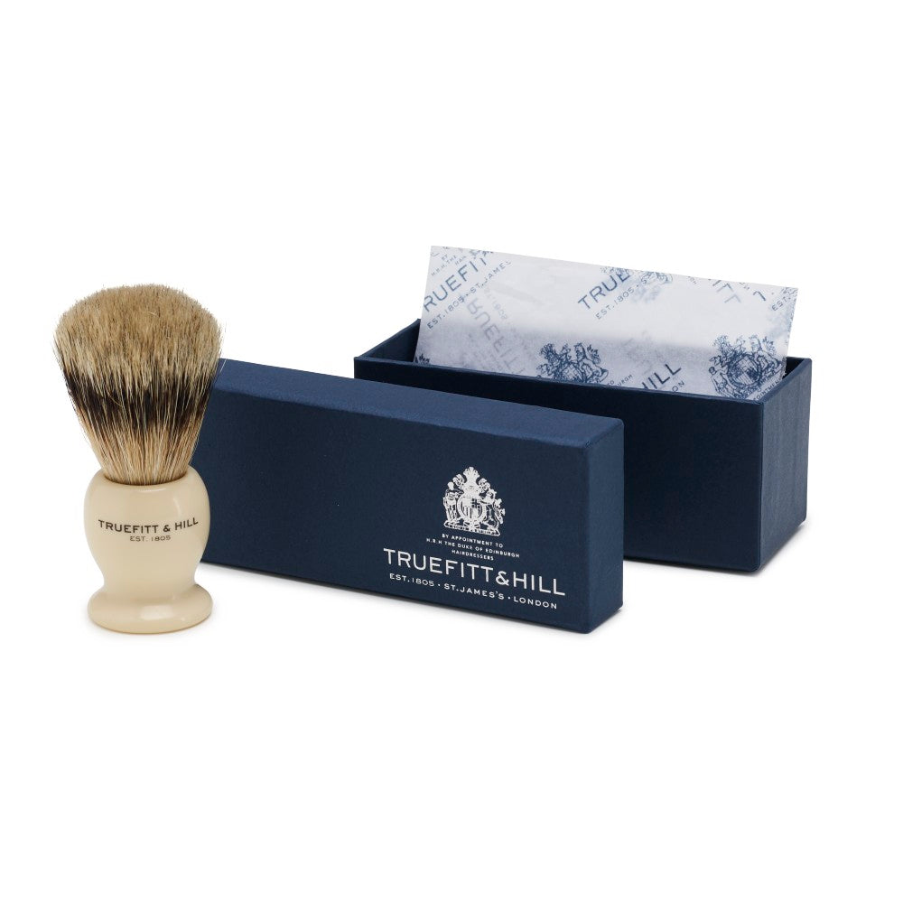 The "Big Bob" Traveller Brush - Truefitt & Hill US